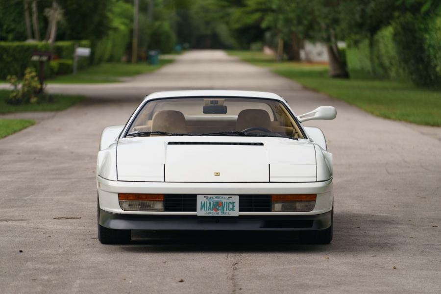  Ferrari Testarossa 1986 года  (фото 2 из 30)